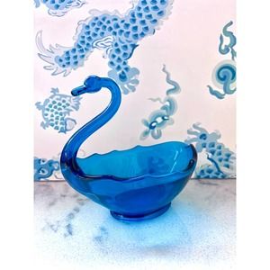 Vintage LE Smith Aqua Swan Bowl (1960-70s)